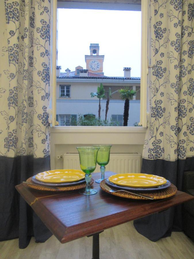 Ferienwohnung Le Ptit Nicois Sur Le Port Nizza Exterior foto