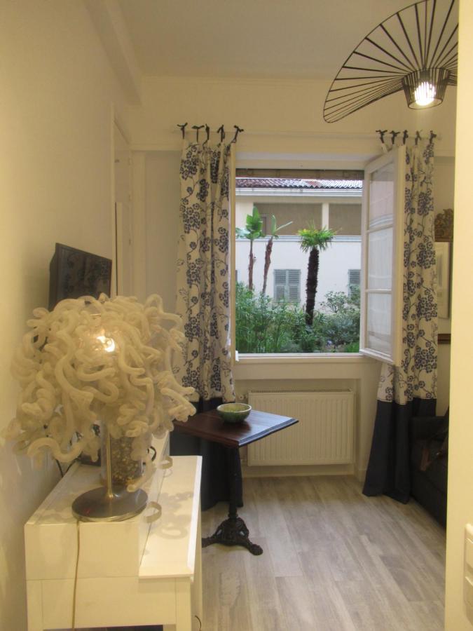Ferienwohnung Le Ptit Nicois Sur Le Port Nizza Exterior foto